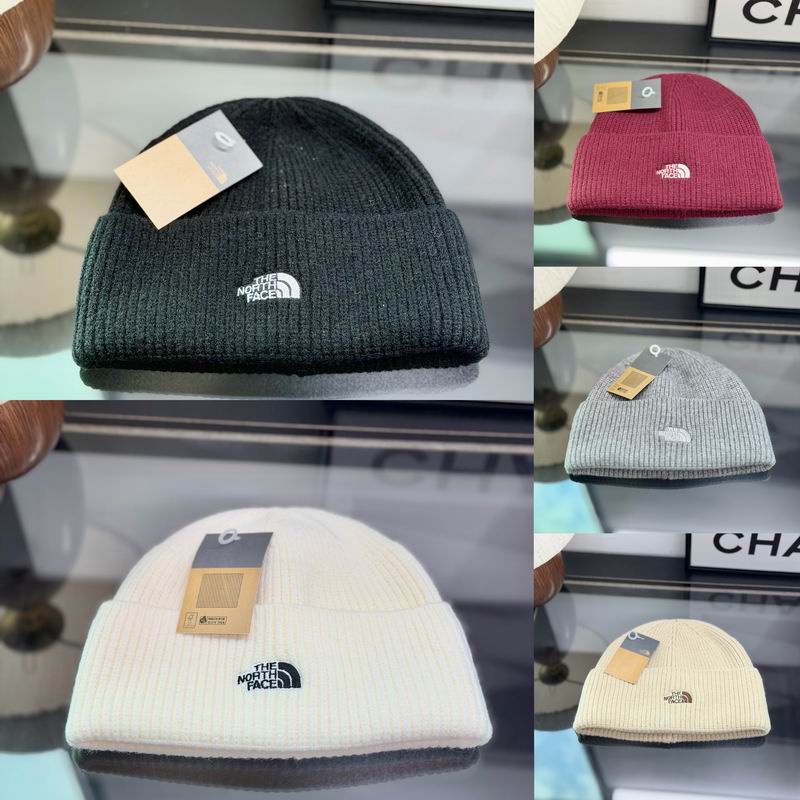 26 The North Face Hat 0828